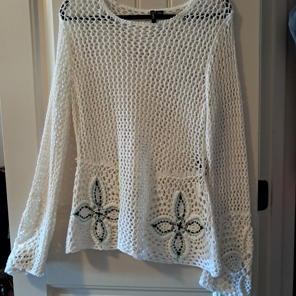 White Crochet Long Sleeve Top with Floral Design